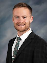 Wyatt Allen, husband to Jenni and father to Purity (10), Zealous (7), and  Simplicity (4), currently serves as an associate speaker for Amazing Facts  International. As an author, evangelist, and former pastor,