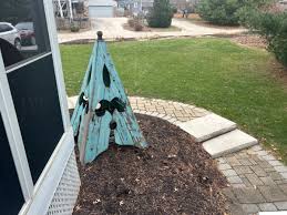 MOVING SALE MIKE AND SALLY DAILEY in Bettendorf, IA starts