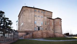 Via botta, 3, mondovì, cuneo, piemonte, 12084. Banca Alpi Marittime Vicini Sempre Dorodesign
