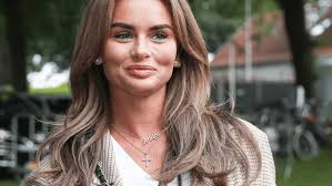 Sarah van Soelen deelt emotionele post op Instagram