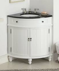 Bad Unterschrank In Der Ecke Anbringen Interessante Interieur Losungen Badezimmer Waschbecken Kleines Bad Waschbecken Eckschminktisch