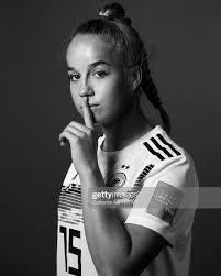 She plays as a midfielder for sc freiburg and the germany women's national soccer team. 11 Giulia Gwinn Ideas Gwinn World Cup Sc Freiburg