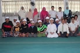 No sijil kementerian dalam negeri / no lesen Persatuan Kebajikan Anak Yatim Miskin Al Munirah Hati Serving The Community Hati Serving The Community