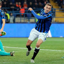 Timothy castagne professional football player of atalanta bergamasca �� belgian national team right back born. Atalanta Star Castagne Vor Dem Absprung