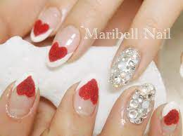 maribellnail ネイリストmoegi on instagram ハートのフレンチ ふわもこver 可愛すぎます 1本はストーン敷き詰め xmasにぴったり ハートフレンチ フレンチネイル ベルベットマテリアル キラキラ クリスマスネイル ベルベット ネイル ネイル
