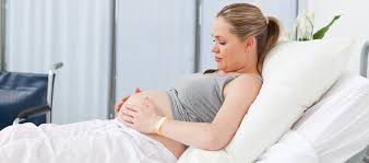 Dammmassage soll den damm dehnfähiger und weicher für die geburt machen. Dammmassage Wie Und Wann Anleitung Tipps Pampers