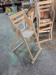 Pin De Loreen Martin Em Wood Baby Chair Ahsap Mama Sandalyesi Ve Bebek Koltugu Cadeira De Bebe Moveis De Madeira Moveis