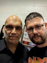 Gavin Nelson's Instagram, Twitter & Facebook