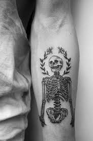 Erkekler Ve Kizlar Icin 125 Havali Onkol Dovme Tasarimlari Dovme Modelleri Tattoos Pattern Tattoo Skeleton Tattoos