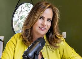 Ahead, we will also know about renata ceribelli dating, affairs. Revista Quem Acontece