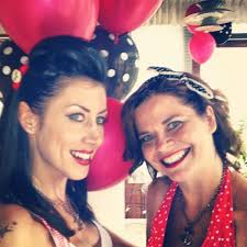 Dana Lynn Bowes (@notoriousDLB)