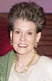 Gayle Keen's Instagram, Twitter & Facebook