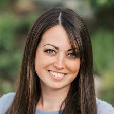 Erin Bledsoe's Instagram, Twitter & Facebook