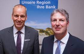 Other banks & credit unions nearby. Vertreterversammlung Raiffeisen Volksbank Fresena Eg