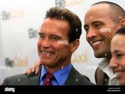 California governor arnold schwarzenegger left hi-res stock photography and  images