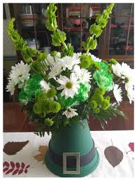 Patrick's day candy that will make everyone green with envy. Leprechaun Hat Centerpiece St Patrick S Day Diy Table Decoration