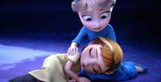 Elsa Being Worried For Her Sister I Hope I Never Accidentally Hurt My Sister This Badly No I Won T Besides I Disney Princess Movies Disney Frozen Disney
