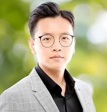 Briana Cox Associate Principal