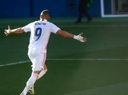 Karim benzema is the man behind big victories real madrid has achieved in recent times. Real Madrid Benzema Lasst Die Tur Offen