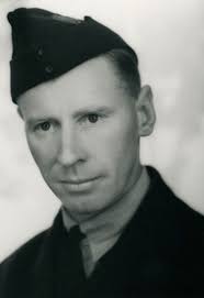 Number 34 of brothers who served in the 2/3 Mg Bn are the Sayer brothers.**  **TX3199 **Pte William John Sayer. Born Devonport Tas