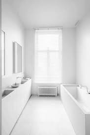 Black And White Bathroom Ideas 2020 35 White Bathroom Ideas 2020 That Feel Fresh And Luxurious In 2020 With Images Minimalist Small Bathrooms White Bathroom Minimalist Bathroom