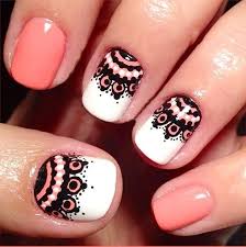 Si estás pensando en la decoración de uñas cortas para el día de tu boda y no se te ocurre. Decoracion De Unas Con Mandalas Originales Que Estan De Moda Elsexoso