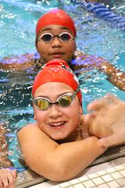 Day 1/3 of Fall Fest is in the books! The Distance Session brought in an  impressive 79/96 personal bests in the 500 and 1000 freestyle events.  Congratulations to everyone