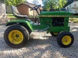 The john deere d140 lawn tractor is equipped with one of two 0.7 l engines: John Deere 140 H 3 1974 Green Tractor Talk