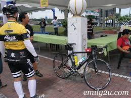 Cara masukkan kode mudah, pasti dapat chip klik pojok atas kanan klik undang teman, kode undang 1. Photos From Century Ride Malaysia 2011 Crm 2011 From Emily To You