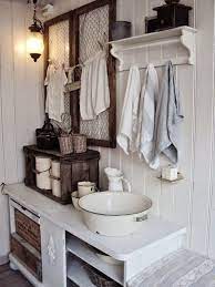 Shabby Chic Con Amore Casa Shabby Chic Come Creare Un Bagno Nello Stile Shabby Chic Shabby Chic Bathroom Decorating Bathroom Bathroom Decor