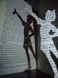 Mobile Uploads Ceci N Est Pas Un Livre Facebook Peter Pan Book Book Art Peter Pan