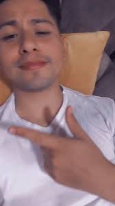 #ellamedalailusion #losdelbarrio #erickelera #cristiandominguez  #mividamiestrella quien se la sabe ? 😂@Erick Elera @christian dominguez  #vmt #🇵🇪