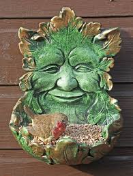 Alf Green Man Feeder Of The Birds Con Imagenes Esculturas Artesanias Y Manualidades Pajareras