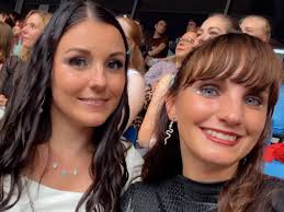 Taylor Swift in Hamburg: Familie Meyer erlebt unvergessliches Konzert