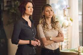 Voir supergirl saison 2 episode 3 vf en streaming gratuitement. En Saison 3 Supergirl A Su S Elever En Se Concentrant Sur Ses Relations Feminines Critictoo Series Tv
