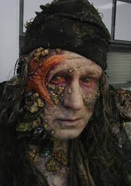 Behind The Scenes Pirates Of The Caribbean Dead Man S Chest Behind The Scene Pirates Of The Caribbean Dead Man S Chest Scary Mermaid Pirate Makeup Pirates Of The Caribbean