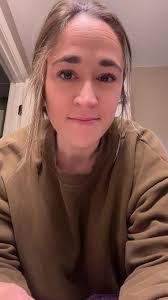 Kim Lapointe's Instagram, Twitter & Facebook