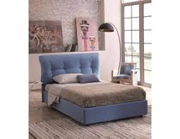 Alcuni dei nostri letti con contenitore sono realizzati con scaffali integrati nella struttura, disponibili in varie altezze e in vari stili, con diverse soluzioni di cassetti. Letti Piazza E Mezzo Prezzi Negli Show Room