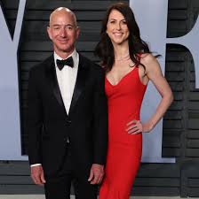 Saudi arabia hacked jeff bezos' phone not ami, says bezos security chief. Jeff Bezos Ex Wife Gives Away 14bn From Divorce Deal Metro Newspaper Uk