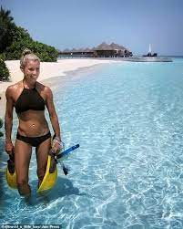 Select from premium danielle greentree of the highest quality. Travel Blogger 46 Who Looks Like She S In Her 20s Shocks Fans With Her Real Age Daily Mail Online