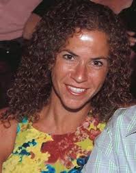 Lauri Bauer's Instagram, Twitter & Facebook