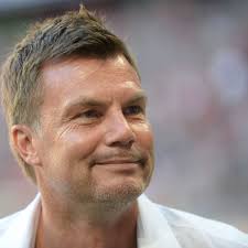 Sehen sie den sender sport1 über einen 24 stunden stream live auf ihrem pc via internet. Alexander Nubel Fc Bayern Munchen Panne Im Doppelpass Thomas Helmer Verrat Nachricht Des Beraters Fc Bayern