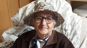 Marina, la centenaria de Santiago que cumple este año los 101 y ya tiene  10,1 mil seguidores en Instagram