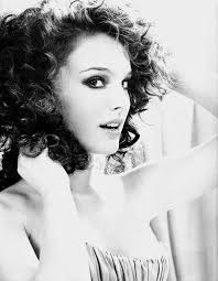 How lovely she is. Natalie Portman🤗🤗