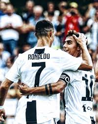 Pin De C P En Juve Madrid Futbol Fotos De Futbol Cristiano