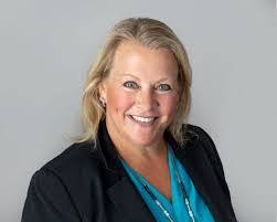 Renee Daniele's Instagram, Twitter & Facebook