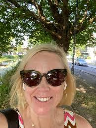 Alyson Brewer's Instagram, Twitter & Facebook