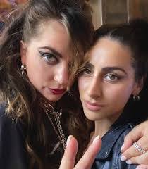 Diana Mikhail's Instagram, Twitter & Facebook