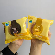 This promotion can be enjoyed anytime of the day and at every outlet except for stores at klia2 and genting. Familymart New Hokkaido Cheese And Chocolate Flavour Cheese Tart