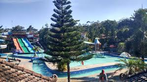 Telaga nilem wisata yang satu ini sangat cocok bagi anda yang ingin menjauhi hiruk pikuk suasana kota, karena telaga nilem merupakan tempat yang cukup tenang juga jauh dari perkotaan. 10 Kolam Renang Di Kuningan Yang Asik Untuk Dikunjungi